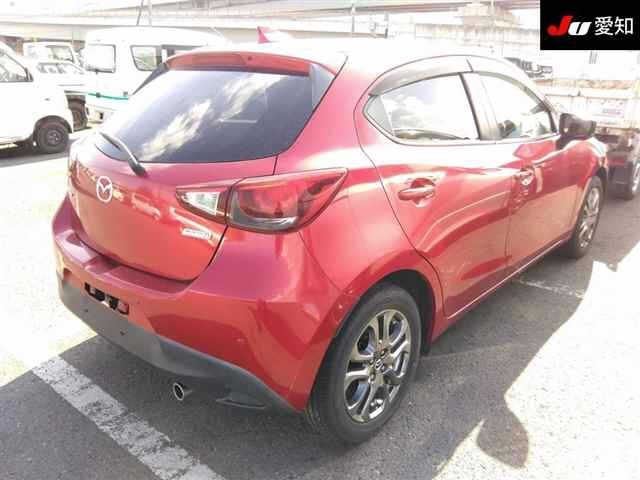 MAZDA DEMIO 2016