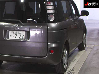 TOYOTA SIENTA 2009