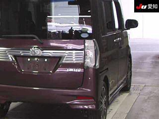 DAIHATSU TANTO 2016