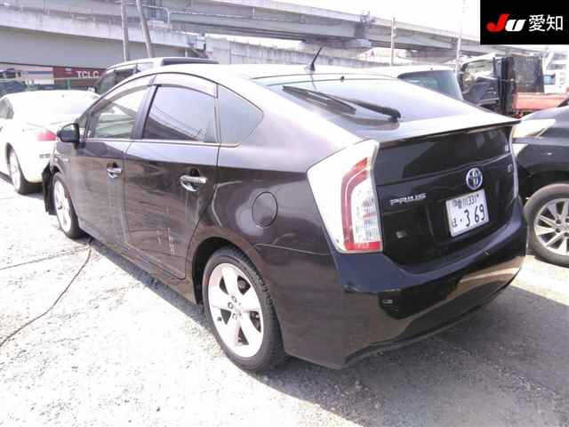 TOYOTA PRIUS 2012