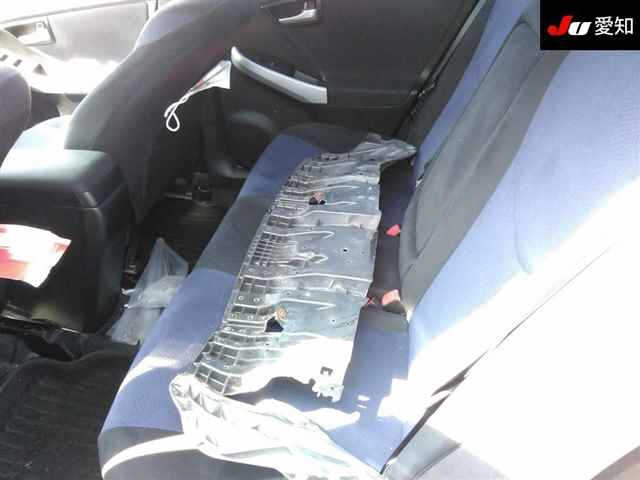 TOYOTA PRIUS 2012