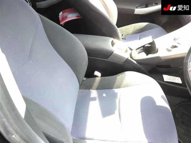 TOYOTA PRIUS 2012