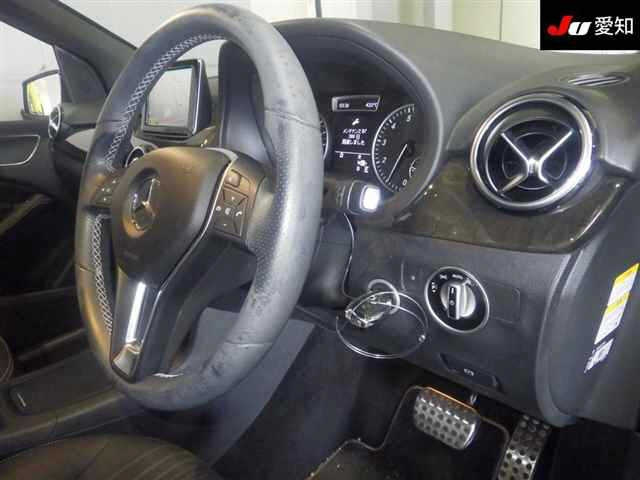 MERCEDES BENZ B CLASS 2012