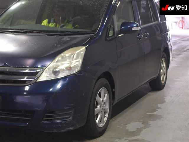 TOYOTA ISIS 2008