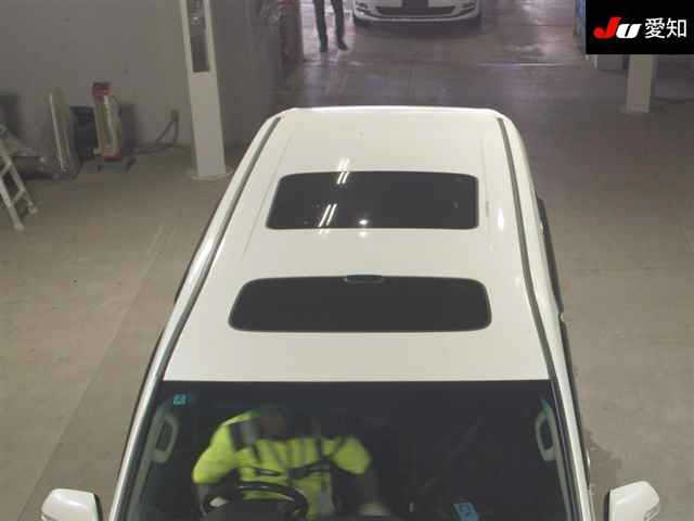 TOYOTA ALPHARD 2012