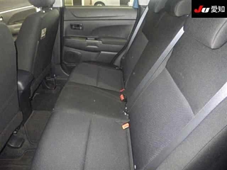 MITSUBISHI RVR 2010