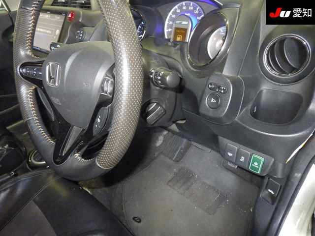HONDA FIT SHUTTLE 2013