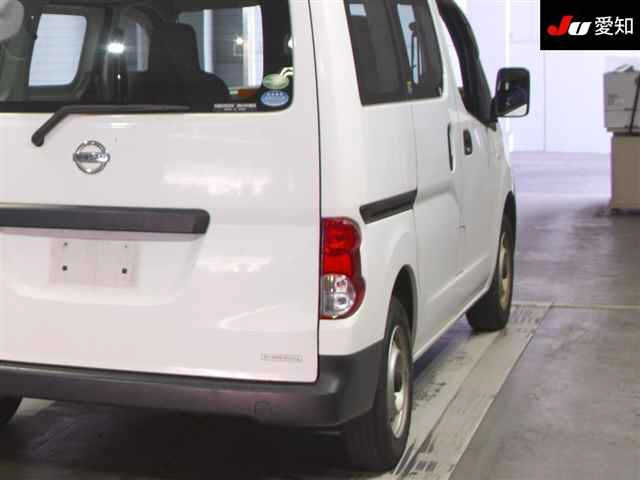 NISSAN NV200 2014