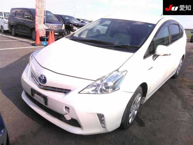 TOYOTA PRIUS ALPHA 2012
