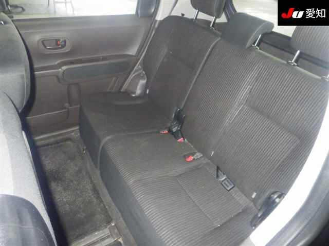 TOYOTA SPADE 2013