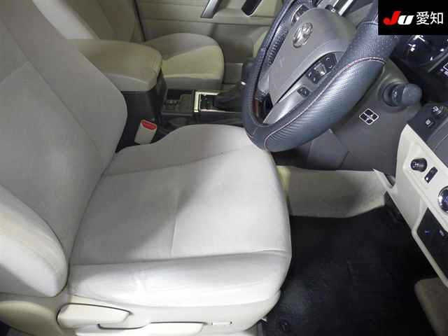 TOYOTA LAND CRUISER PRADO 2017