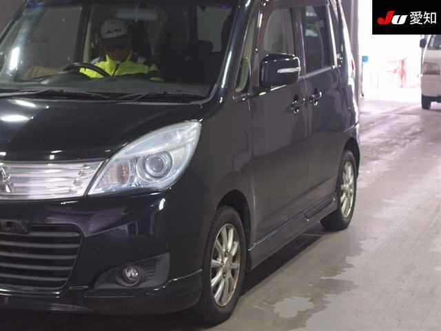 MITSUBISHI DELICA D2 2014