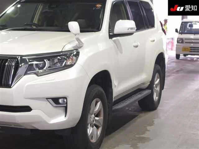 TOYOTA LAND CRUISER PRADO 2017