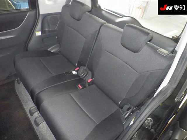 MITSUBISHI DELICA D2 2014