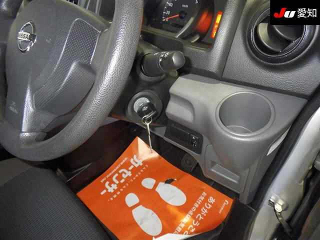 NISSAN NV200 2019