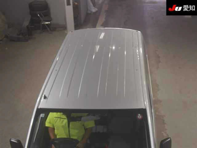 NISSAN NV200 2019