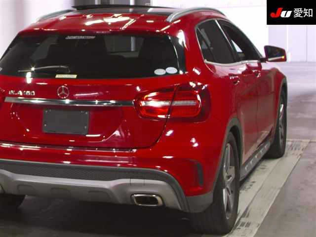 MERCEDES BENZ GLA CLASS 2016