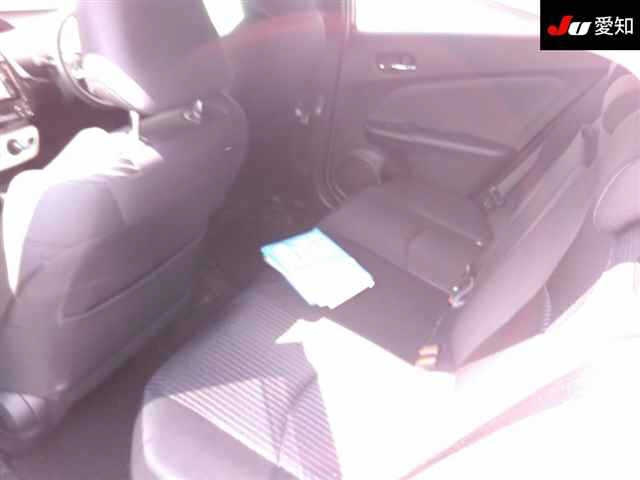 TOYOTA PRIUS 2016