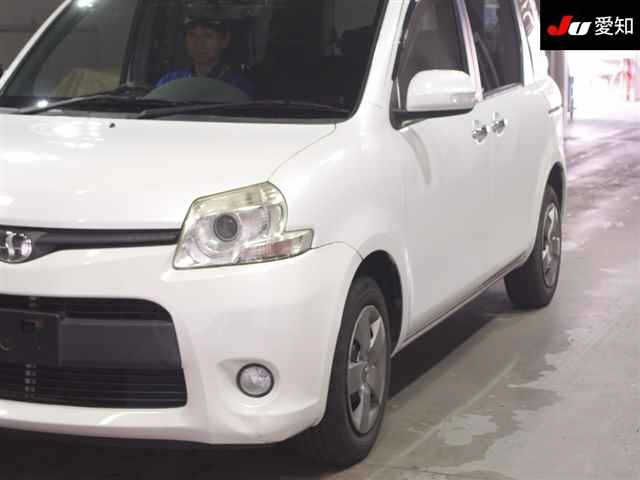 TOYOTA SIENTA 2012