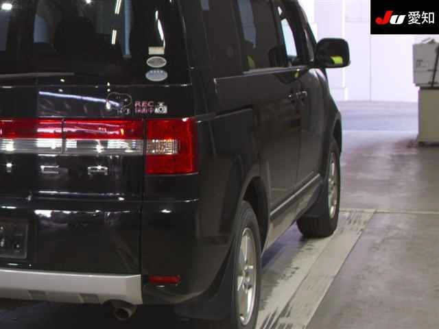 MITSUBISHI DELICA D5 2010