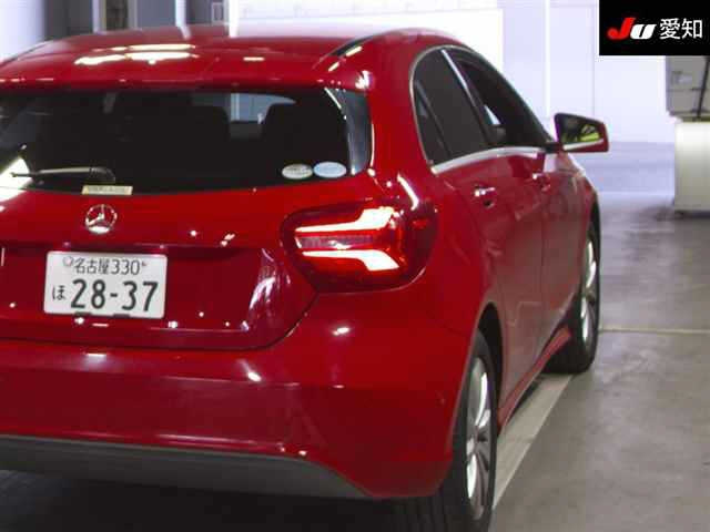 MERCEDES BENZ A CLASS 2017