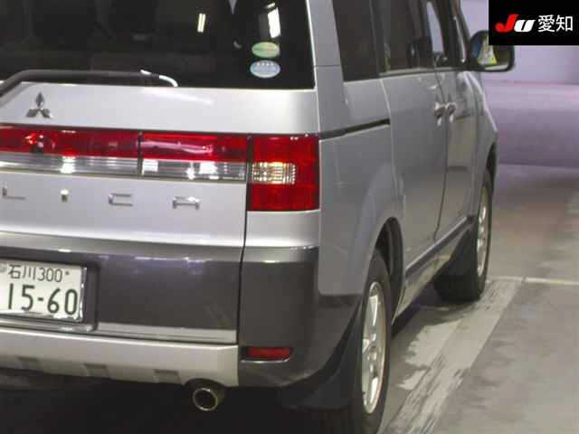 MITSUBISHI DELICA D5 2013