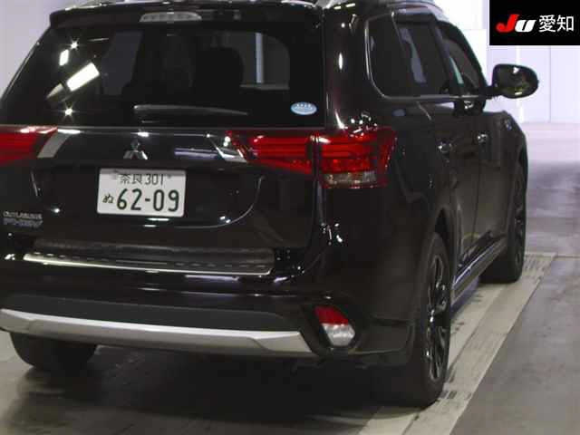 MITSUBISHI OUTLANDER PHEV 2016