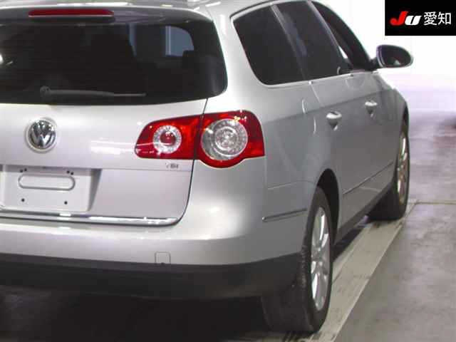 VOLKSWAGEN PASSAT VARIANT 2008