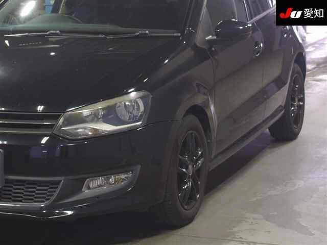 VOLKSWAGEN POLO 2010