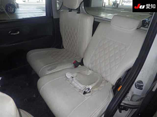 DAIHATSU TANTO 2011