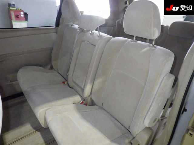 TOYOTA ALPHARD 2013