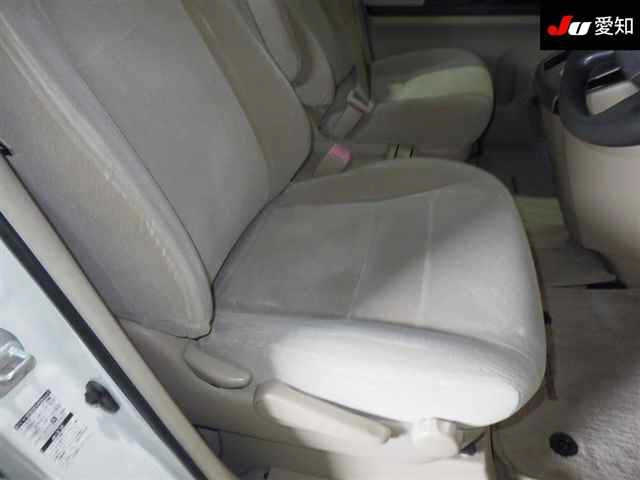 TOYOTA ALPHARD 2013