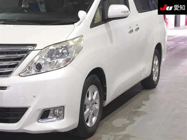 TOYOTA ALPHARD 2013