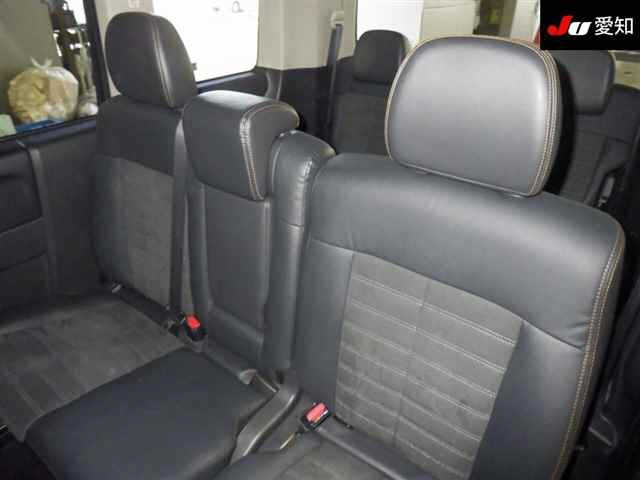 MITSUBISHI DELICA D5 2018