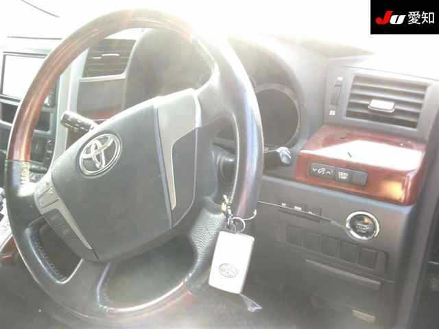 TOYOTA ALPHARD 2009