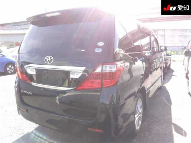 TOYOTA ALPHARD 2009