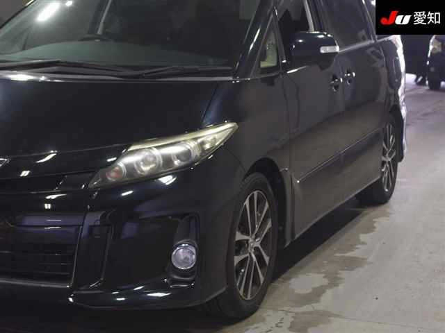 TOYOTA ESTIMA 2013