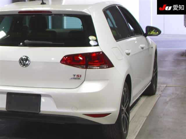 VOLKSWAGEN GOLF 2014