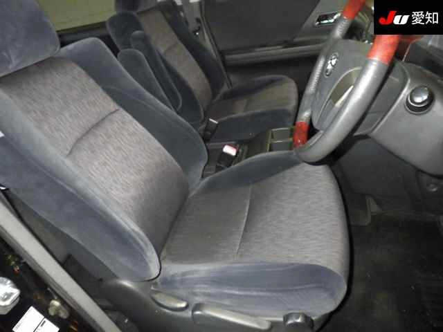 TOYOTA ALPHARD 2009