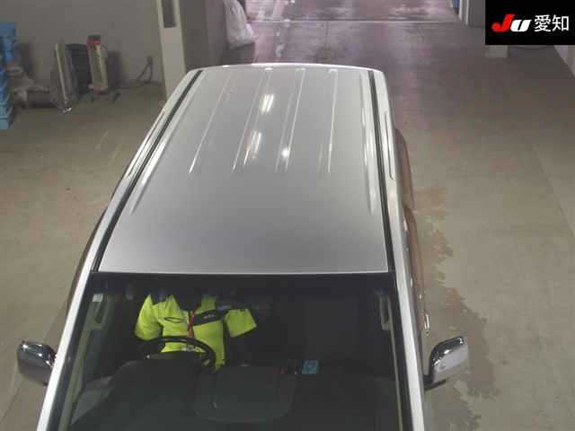 MITSUBISHI DELICA D5 2010