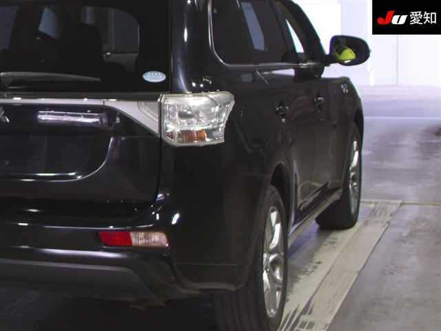 MITSUBISHI OUTLANDER PHEV 2014