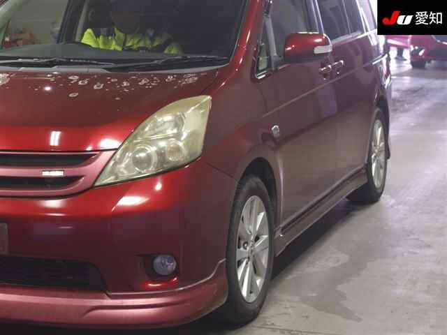 TOYOTA ISIS 2008