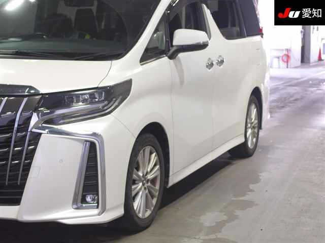 TOYOTA ALPHARD 2018
