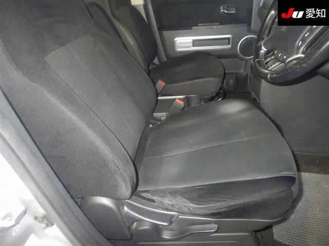 MITSUBISHI DELICA D5 2011