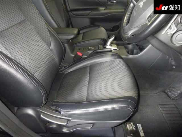 MITSUBISHI OUTLANDER PHEV 2014