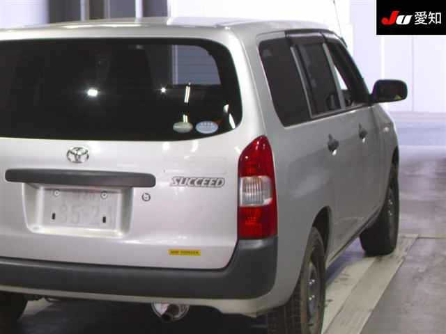 TOYOTA SUCCEED 2016