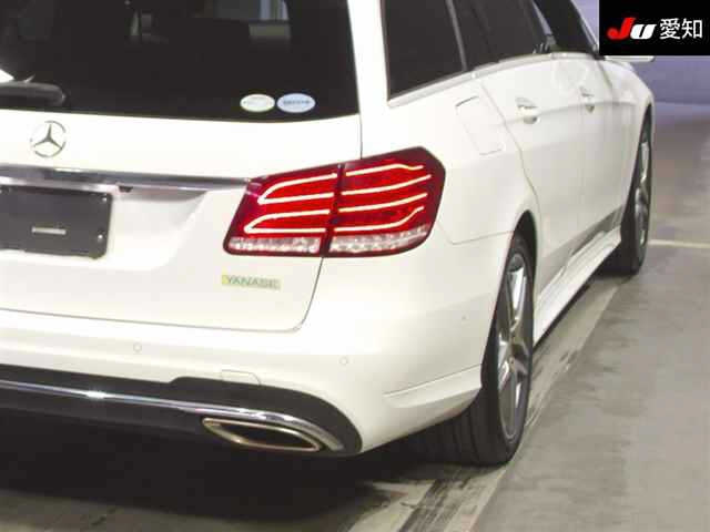 MERCEDES BENZ E CLASS WAGON 2014
