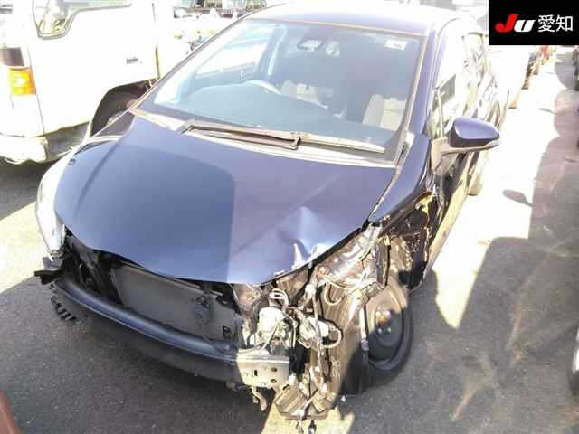 TOYOTA VITZ 2019