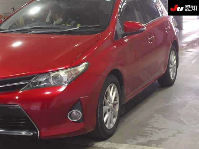 TOYOTA AURIS 2014