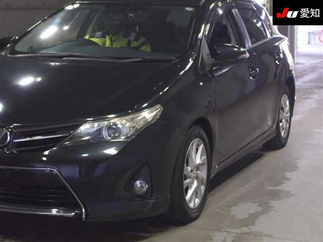TOYOTA AURIS 2014